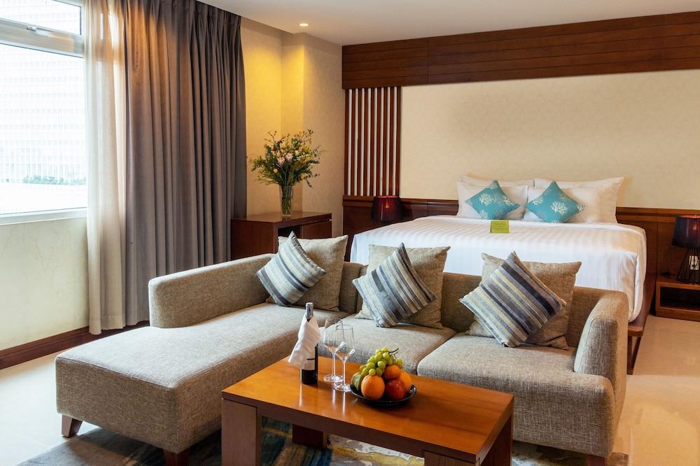 Aquari Hotel Ho Chi Minh City Exterior photo