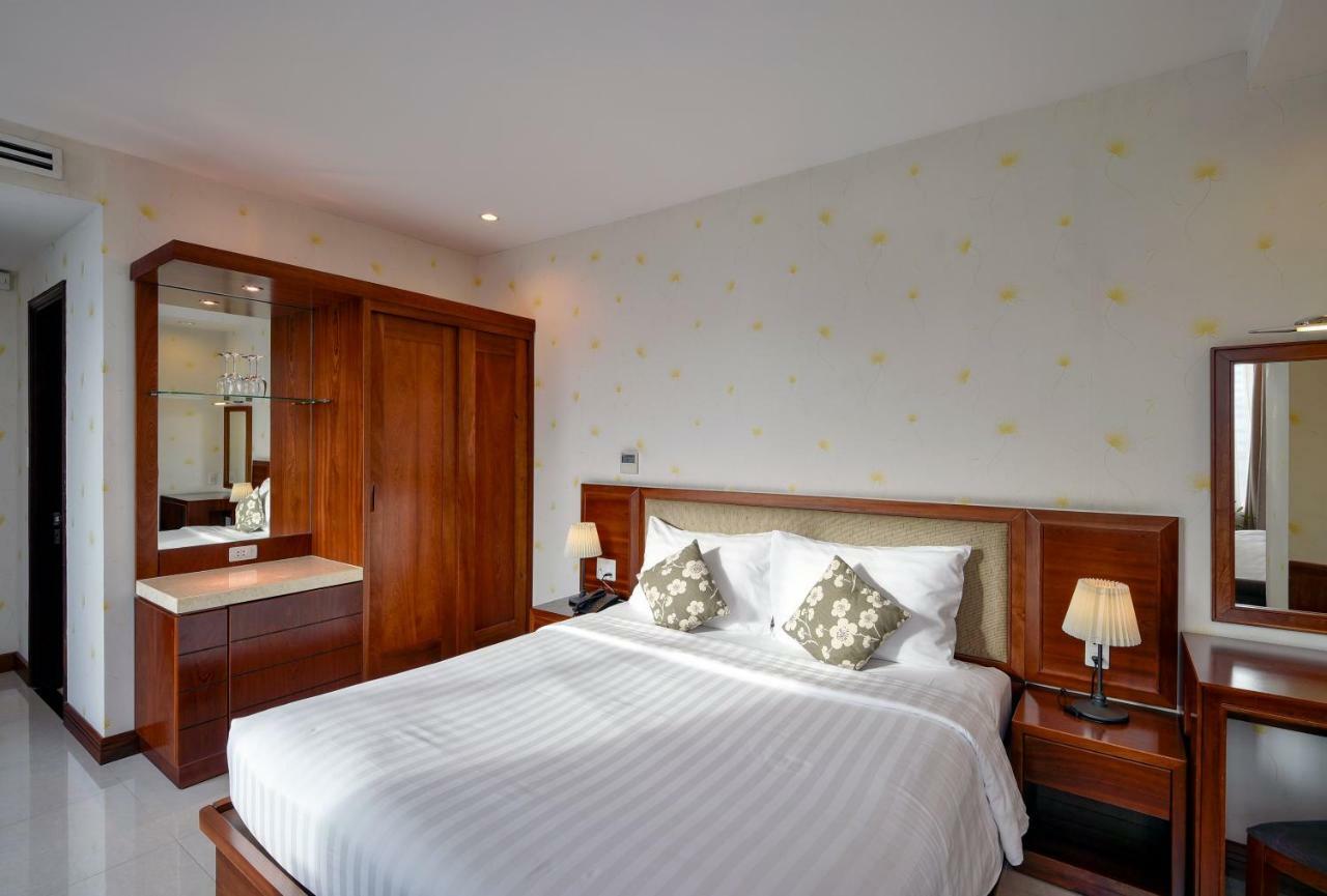 Aquari Hotel Ho Chi Minh City Exterior photo