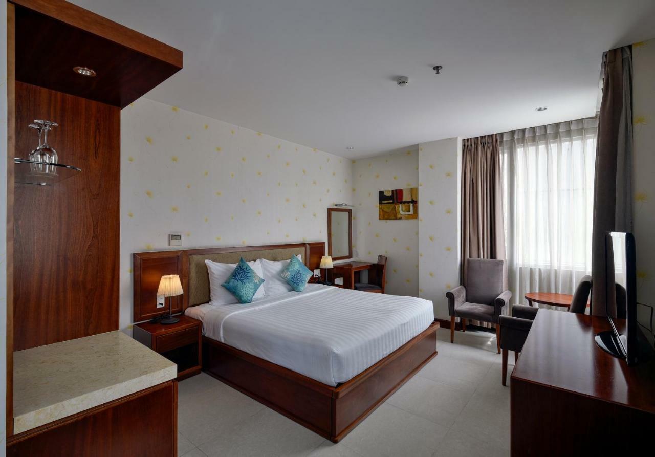 Aquari Hotel Ho Chi Minh City Exterior photo
